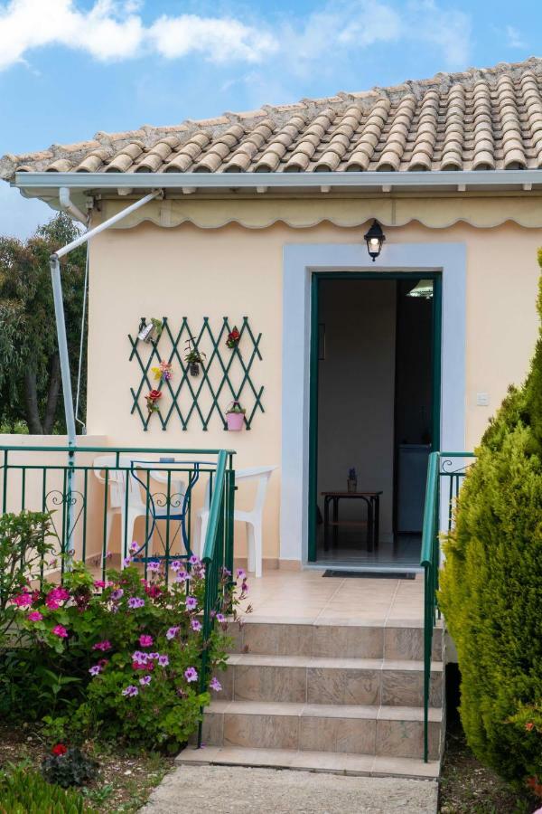 Studios Katopodi Lefkada City Exterior foto